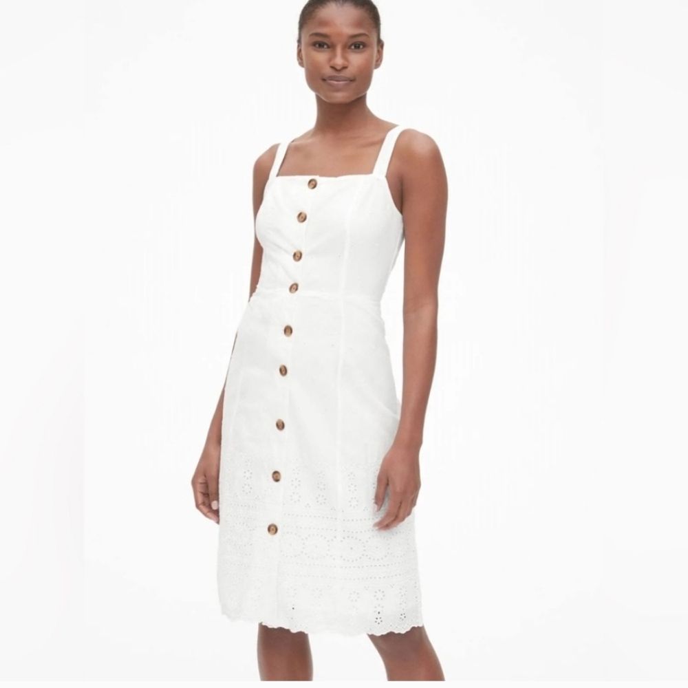 GAP  Eyelet White Button-Front Midi Dress. New With Tags.